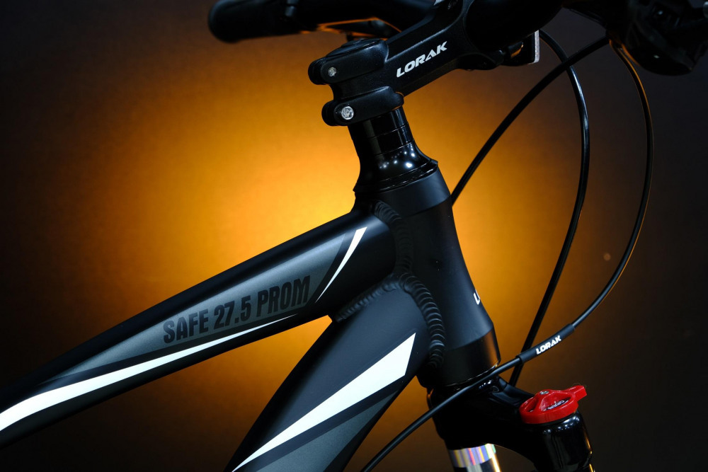 LORAK Safe 27,5 Prom Матовый Чёрный/Белый 17р (на рост 155-173)