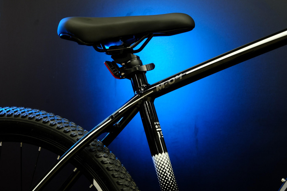 Lorak M-04 Prom Чёрно/Белый 21р (на рост 183-190)